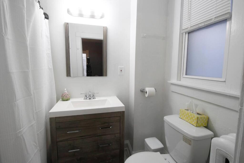 מילווקי Renovated Brady St. Classic מראה חיצוני תמונה
